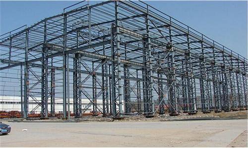 輕鋼別墅，集成房屋聚氨酯保溫噴涂鋼結(jié)構(gòu)技術(shù)(圖1)